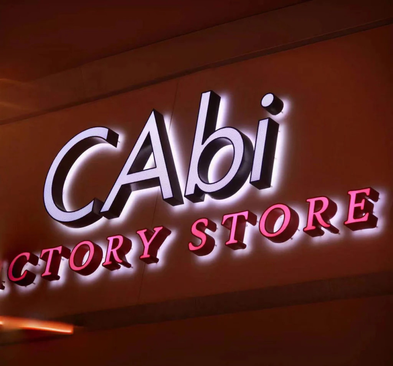 Front-lit channel letters on a storefront
